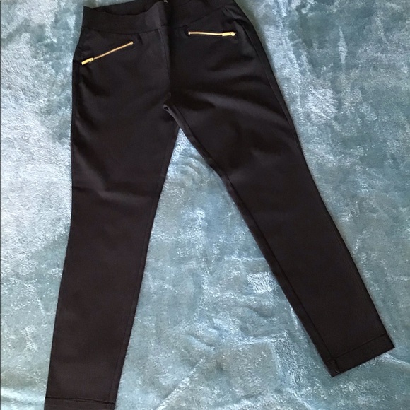 Pants - Picture 2 of 7